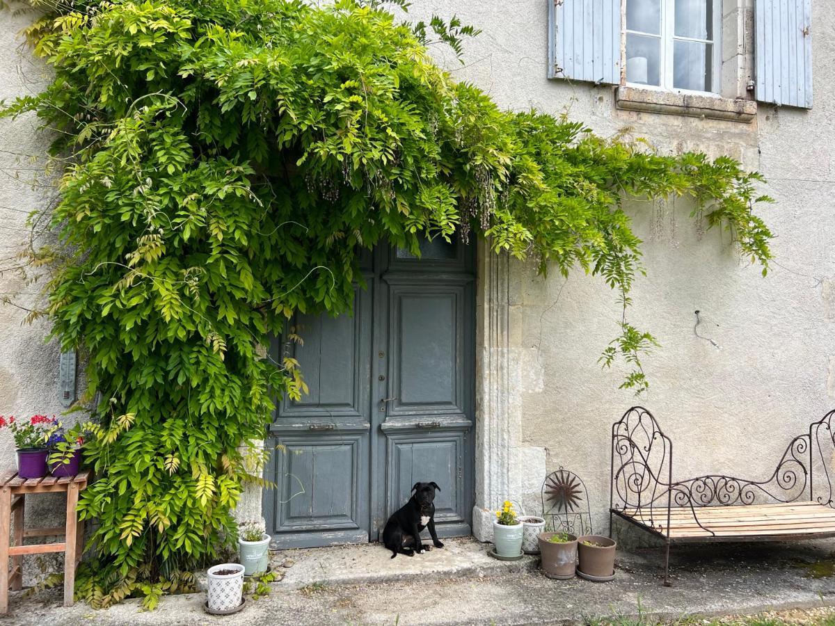 Le Loriot Bed and Breakfast Champagne-et-Fontaine Buitenkant foto